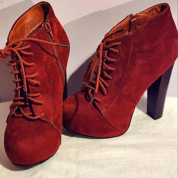 Charlotte Russe High heel platform ankle booties - Picture 1 of 2